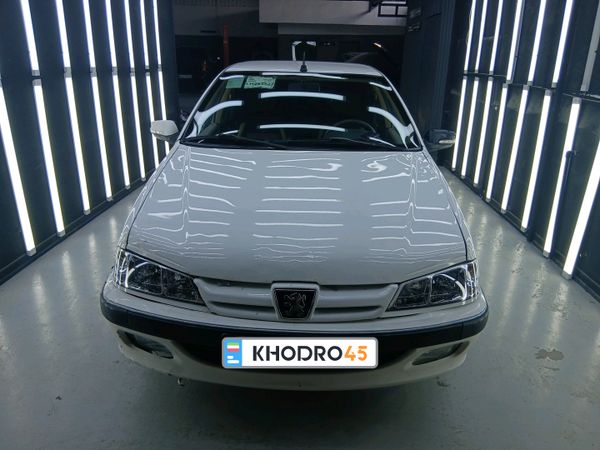 alt-https://media.khodro45.com/public/image/c9c7a4e97b304279834a374b2dd4f2e8_plate_allure