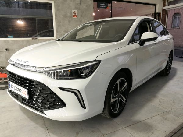 alt-https://media.khodro45.com/public/image/cb1768a03c3d49689ff89b1582e6746f_plate_allure