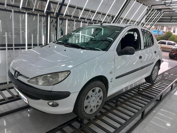 alt-https://media.khodro45.com/public/image/cb1c7a979a7946519034345b00e0b41c_plate_allure