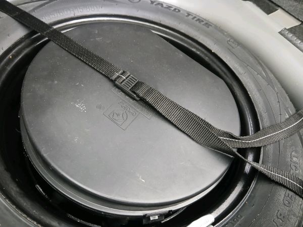 alt-https://media.khodro45.com/public/image/cbb437f0c61348eca50d9e71b86fbbc1_plate_allure