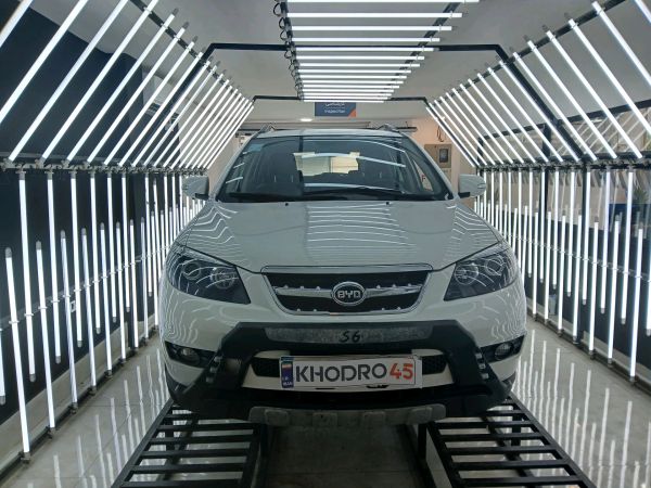 alt-https://media.khodro45.com/public/image/cfdd6b3af197496dae40e24241c0910d_plate_allure