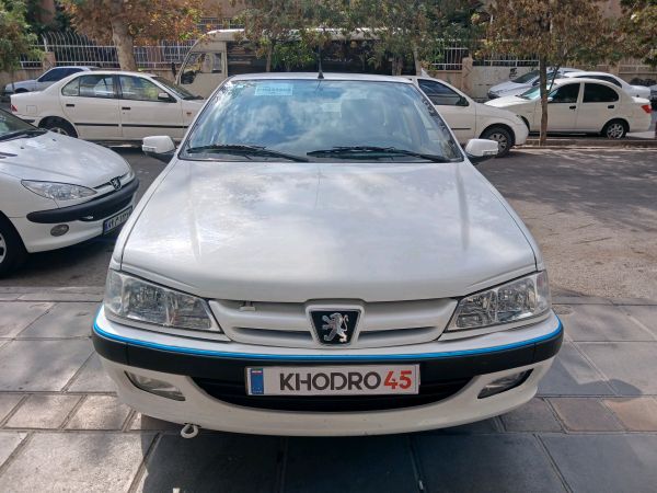 alt-https://media.khodro45.com/public/image/d4580fab26e14e82a195b7654c28799d_plate_allure