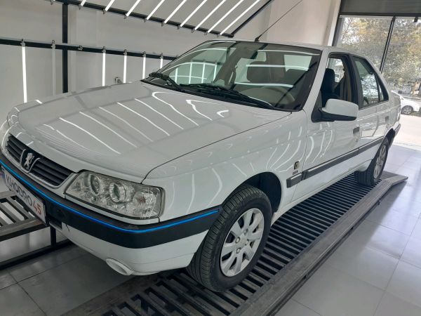 alt-https://media.khodro45.com/public/image/da2f24efe76a4126a25b4a6a71dd442c_plate_allure