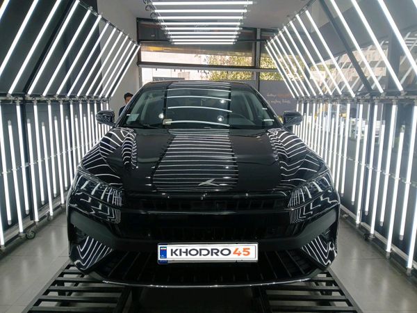 alt-https://media.khodro45.com/public/image/e0100babd4b741f18bc99d374941669c_plate_allure