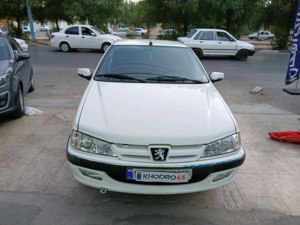 alt-https://media.khodro45.com/public/image/e19e994cb7c44b1f819af78d8cd44f0d_plate_allure