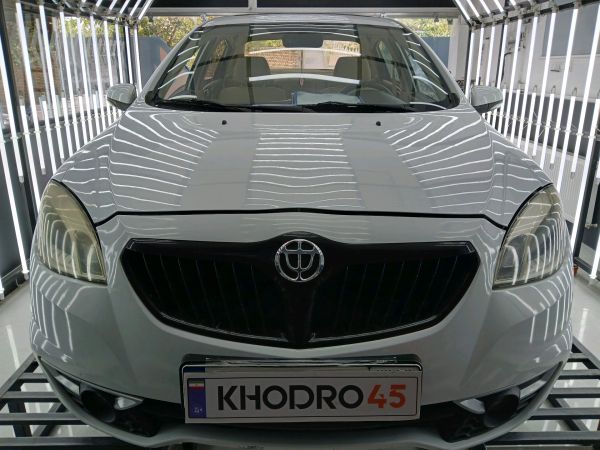 alt-https://media.khodro45.com/public/image/e22cf9397449444fa61b99491e29c646_plate_allure