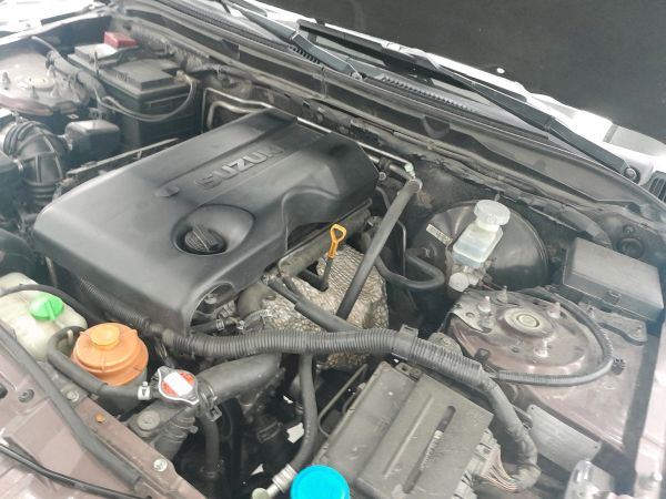 alt-https://media.khodro45.com/public/image/e2ca31f3c71f4081989d8c34d7bc36b7_plate_allure
