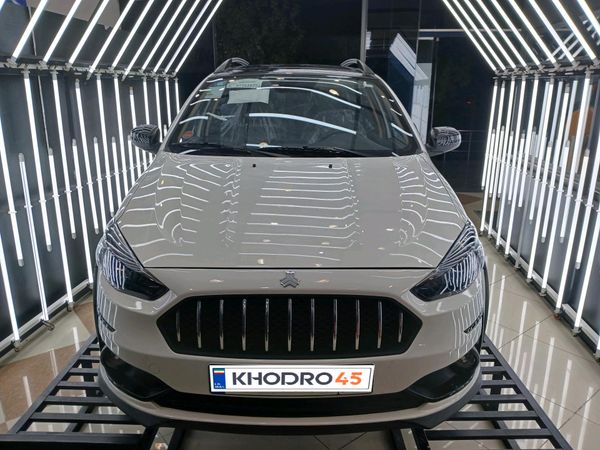 alt-https://media.khodro45.com/public/image/e5702e5aa5574defaa11b50689224e08_plate_allure