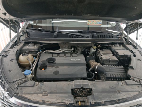 alt-https://media.khodro45.com/public/image/e950df6f72934e05976213ea9620b1c5_plate_allure
