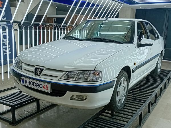 alt-https://media.khodro45.com/public/image/ea050d3709284401847b904fd40bb559_plate_allure