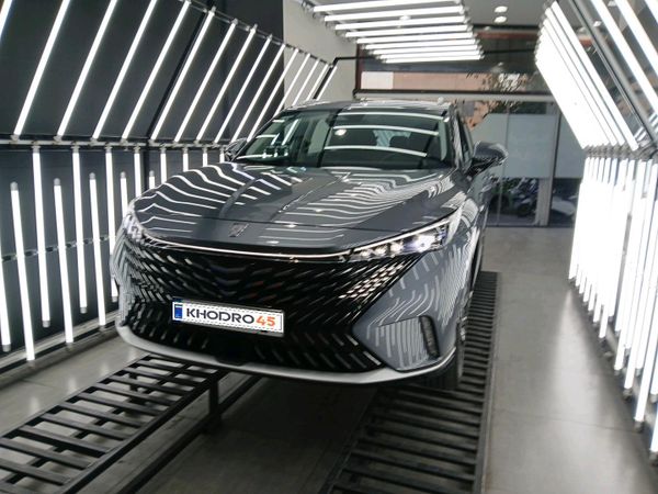 alt-https://media.khodro45.com/public/image/eef8dc275847473e880988b50d6af929_plate_allure