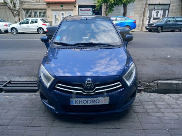 alt-https://media.khodro45.com/public/image/f4541d79db09457e9e3cb82b5a07ca7c_plate_allure