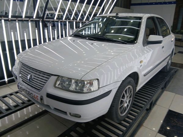 alt-https://media.khodro45.com/public/image/f6d1f8f4cc4841f58dc863348363ee81_plate_allure