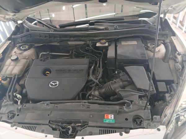 alt-https://media.khodro45.com/public/image/f995bdfe29534938a5b207dcab682771_plate_allure