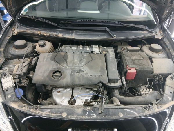 alt-https://media.khodro45.com/public/image/f9a0e1fe01b14d71852bd57832ed7379_plate_allure