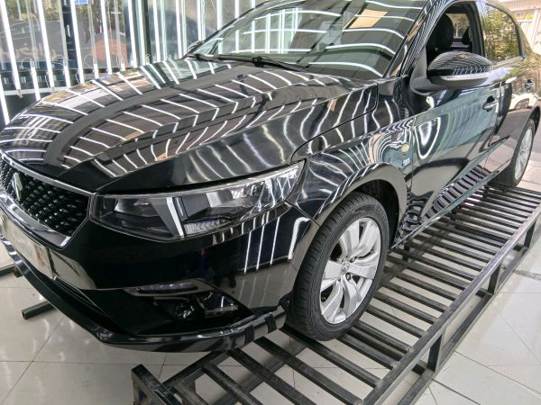 alt-https://media.khodro45.com/public/image/fe1a080425c947c4a678059e803d6b22_plate_allure