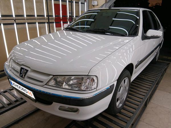 alt-https://media.khodro45.com/public/image/ffd85243996c4e898e00b15e1a782df0_plate_allure
